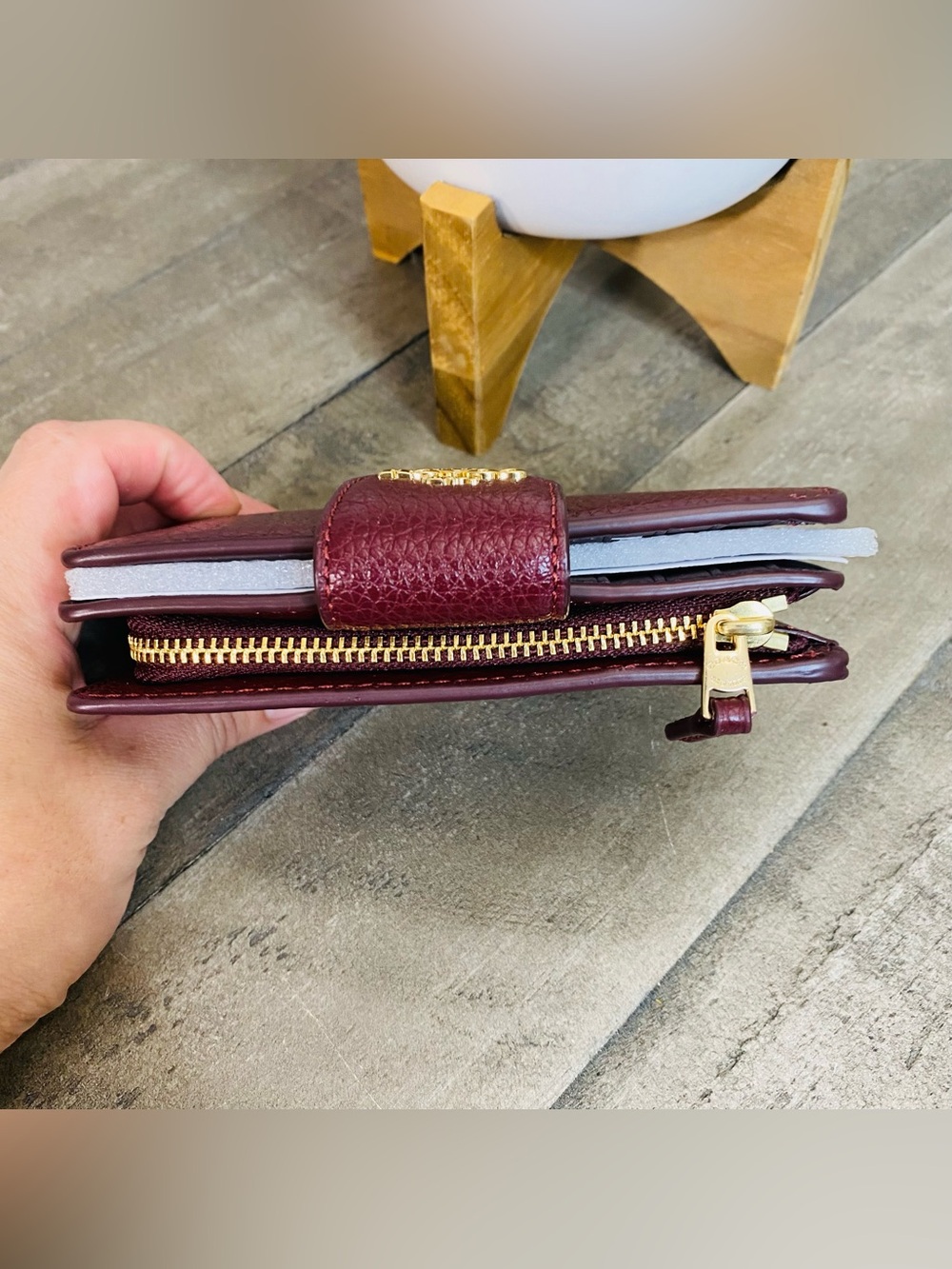 NWT Coach Medium Corner Zip Wallet in Refined Pebble Leather Dark Wine Burgundy - Picture 4 of 7